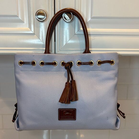 Dooney & Bourke Handbags - Dooney & Bourke Bag Purse Handbag Leather Vintage Ariel Wakefield Tassel Tote